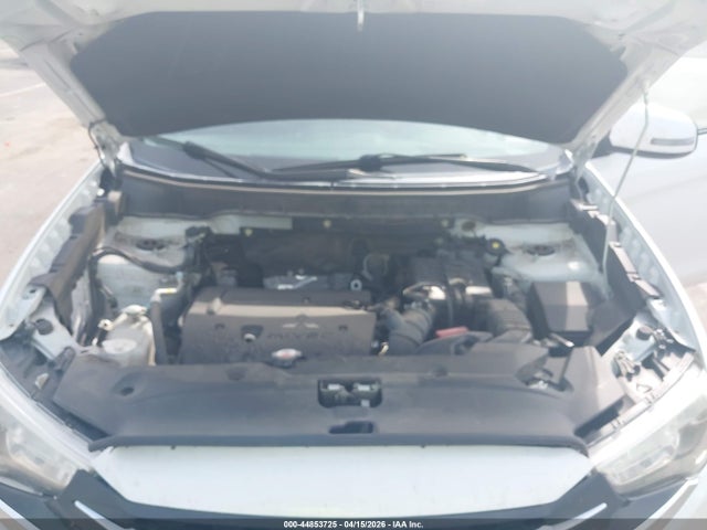 Mitsubishi Outlander 2.0 Se