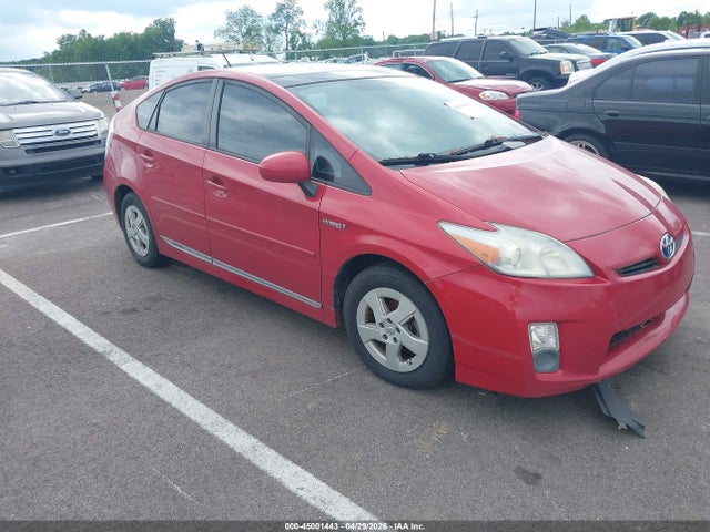 Salvage Toyota Prius Image