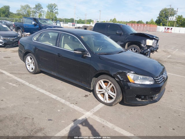 Salvage Volkswagen Passat Image