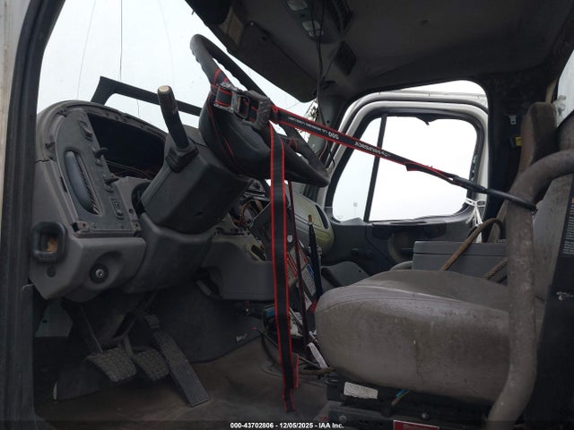 Freightliner 108sd