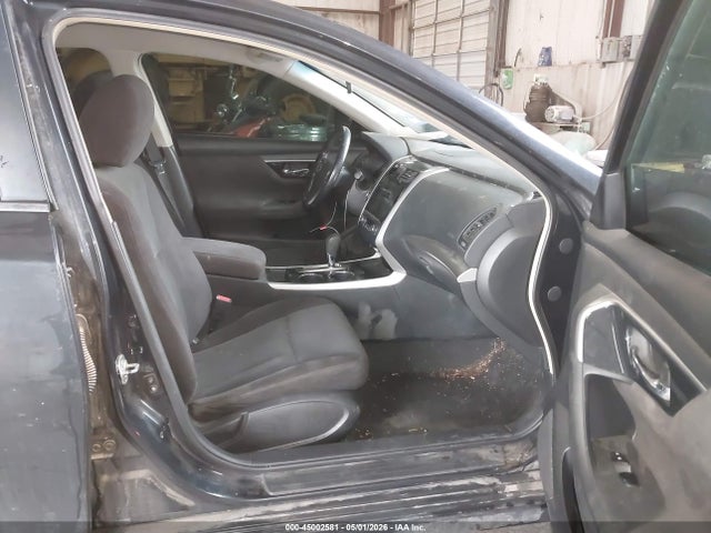 Nissan Altima 2.5 Sv