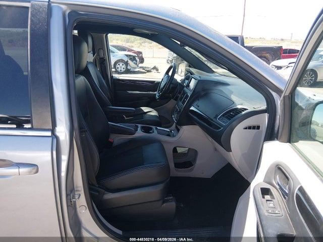 Dodge Grand Caravan Sxt