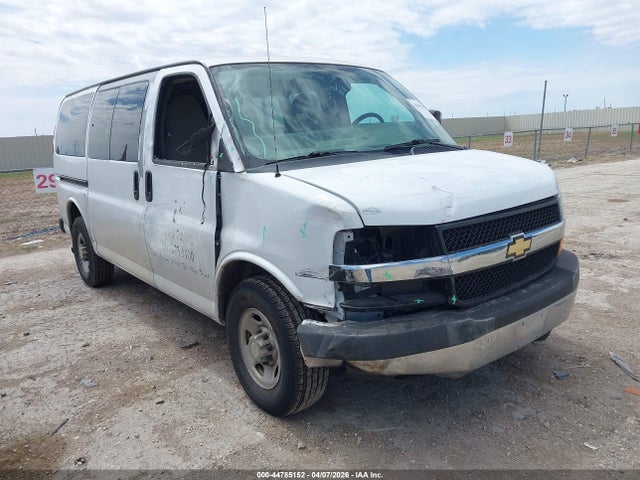 Salvage Chevrolet Express Image