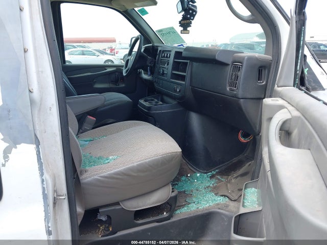 Chevrolet Express Lt