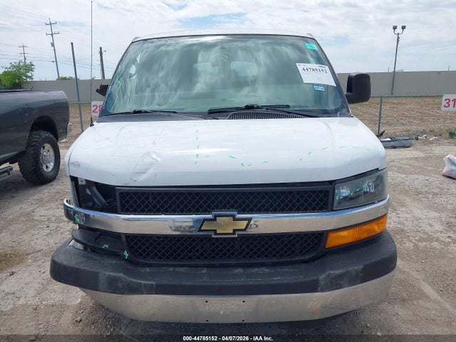 Chevrolet Express Lt
