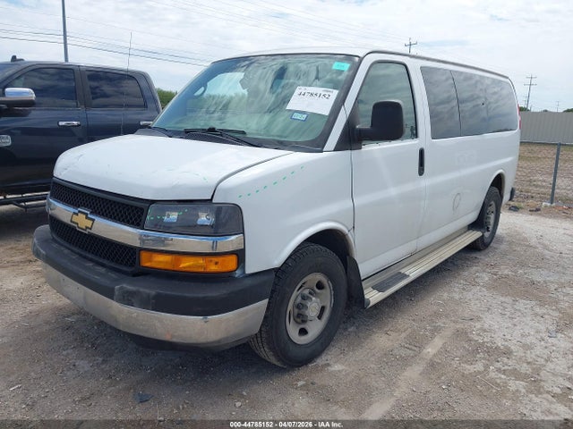 Chevrolet Express Lt