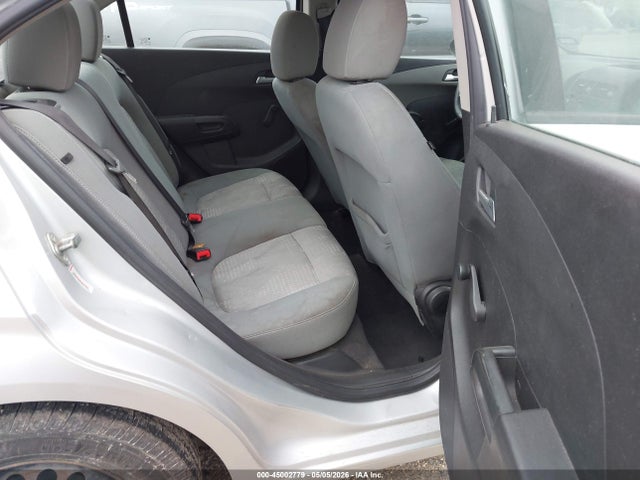Chevrolet Sonic Ls Auto