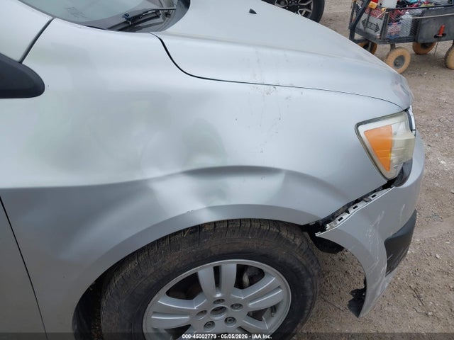 Chevrolet Sonic Ls Auto