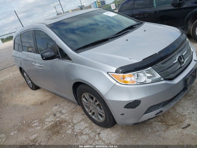 Salvage Honda Odyssey Image
