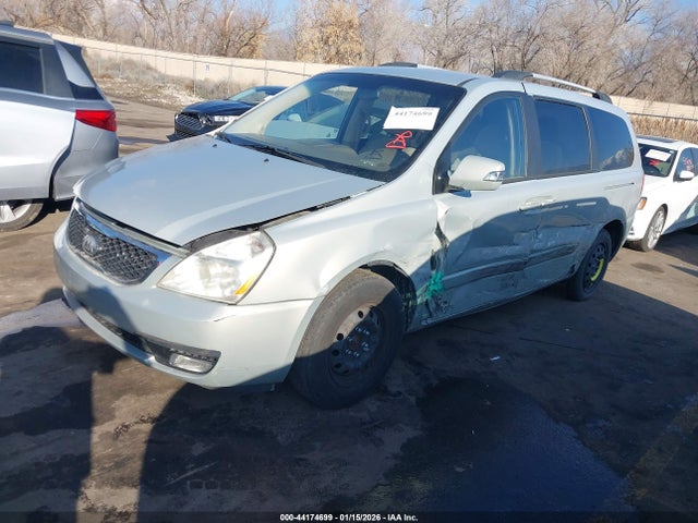 Kia Sedona Lx