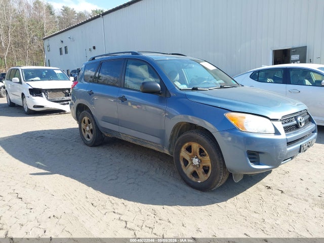 Salvage Toyota RAV4 Image