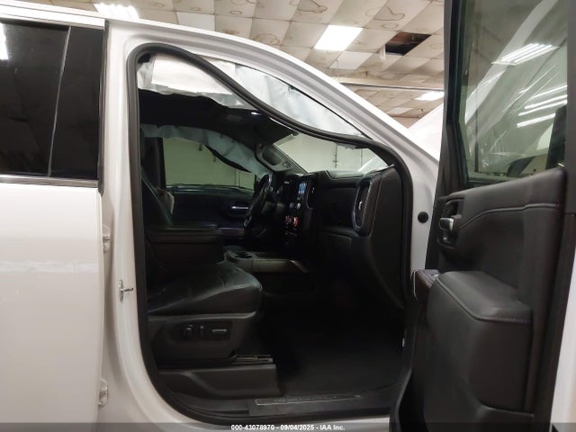 General Motors Sierra 2500HD 4wd  Standard Bed Denali