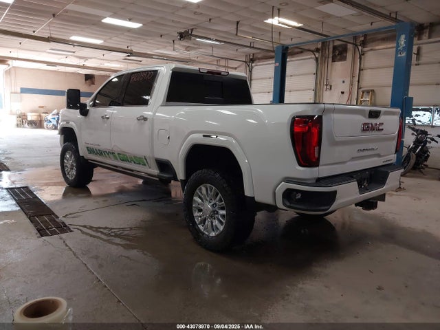 General Motors Sierra 2500HD 4wd  Standard Bed Denali