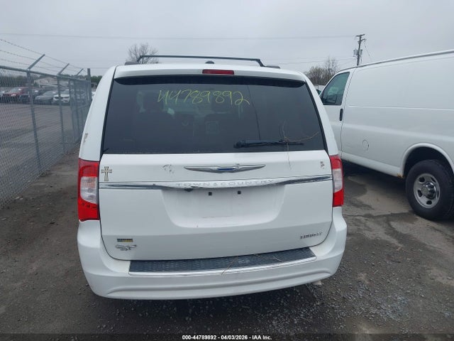 Chrysler Town & Country Touring