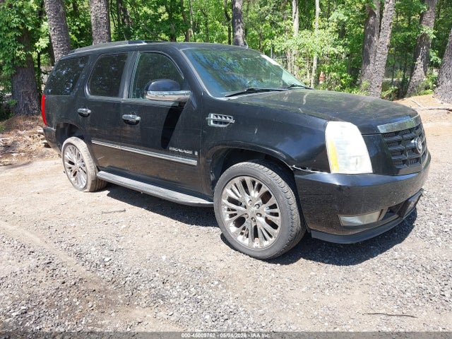 Salvage Cadillac Escalade Image