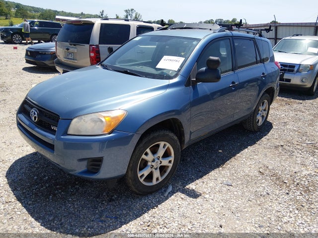 Toyota RAV4 Base V6
