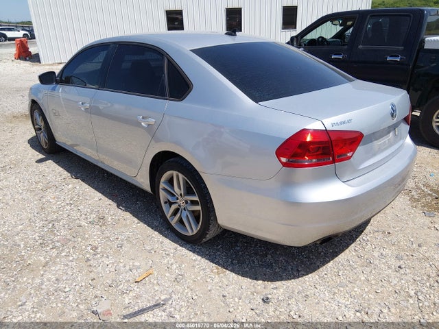 Volkswagen Passat 1.8t Wolfsburg Edition