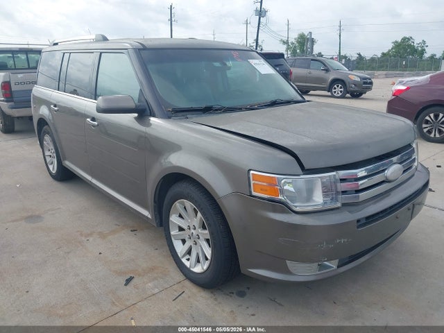 Salvage Ford Flex Image
