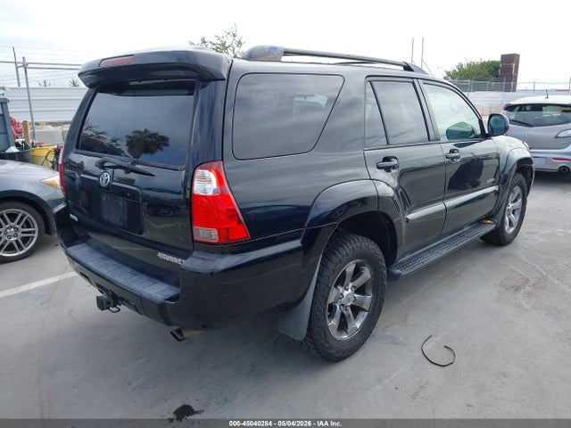 Toyota 4Runner Limited V6