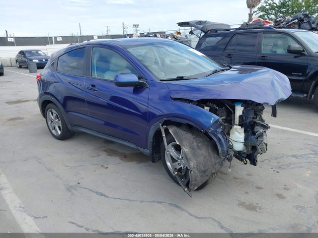 Salvage Honda HR-V Image