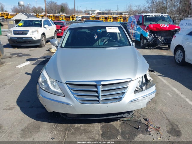 Hyundai Genesis 4.6