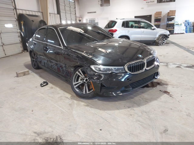 Salvage BMW 3 Series Image