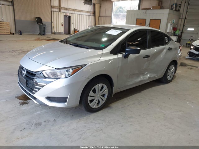 Nissan Versa 1.6 S