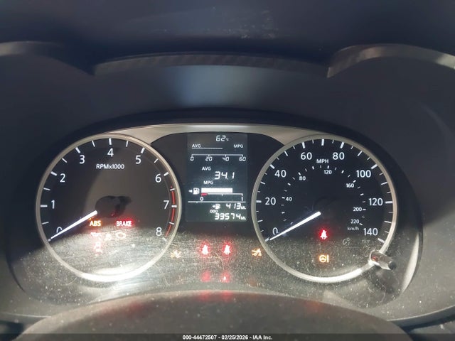 Nissan Versa 1.6 S