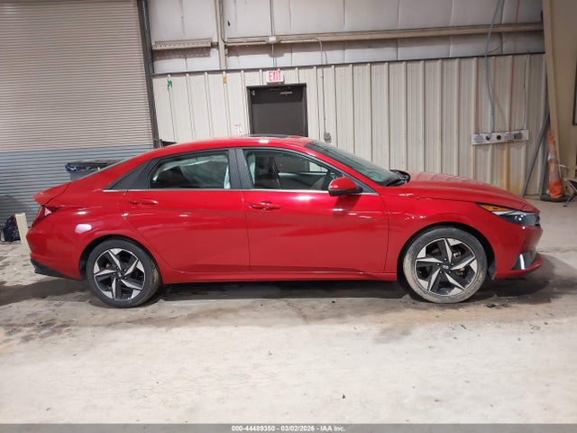 Hyundai ELANTRA Sel