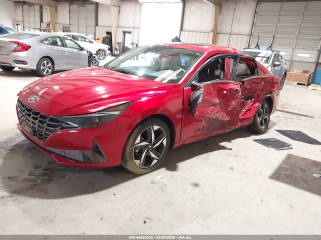 Hyundai ELANTRA Sel
