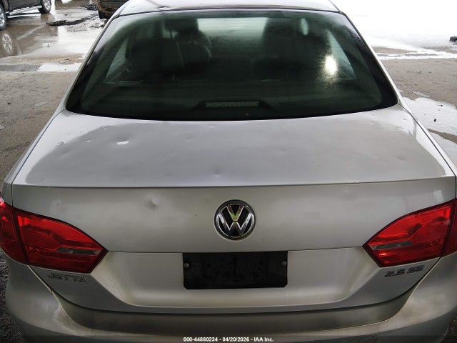 Volkswagen Jetta 2.5l Se