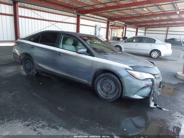 Salvage Toyota Camry Image