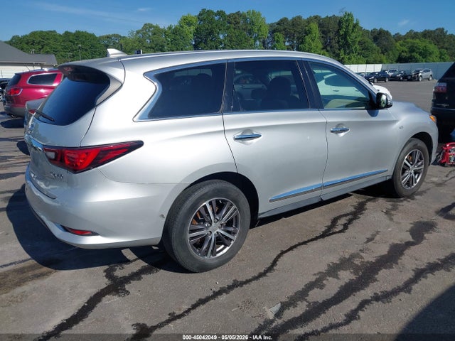 INFINITI Qx