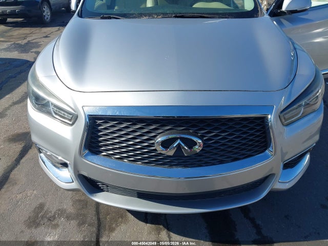 INFINITI Qx