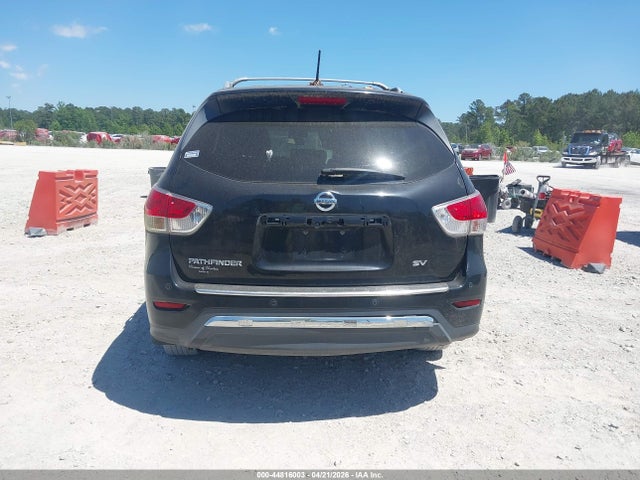 Nissan Pathfinder Sv
