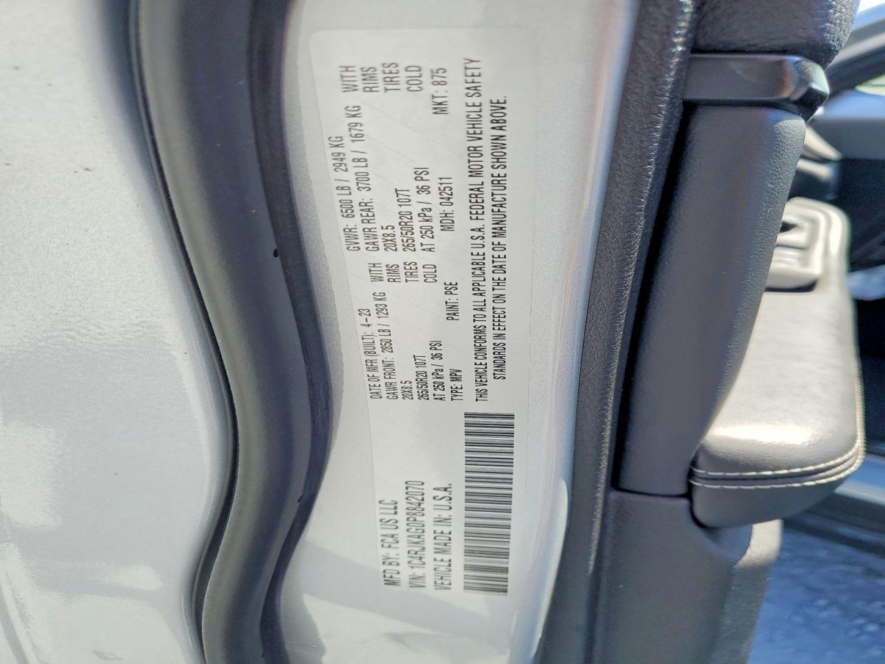 Jeep Cherokee L Laredo
