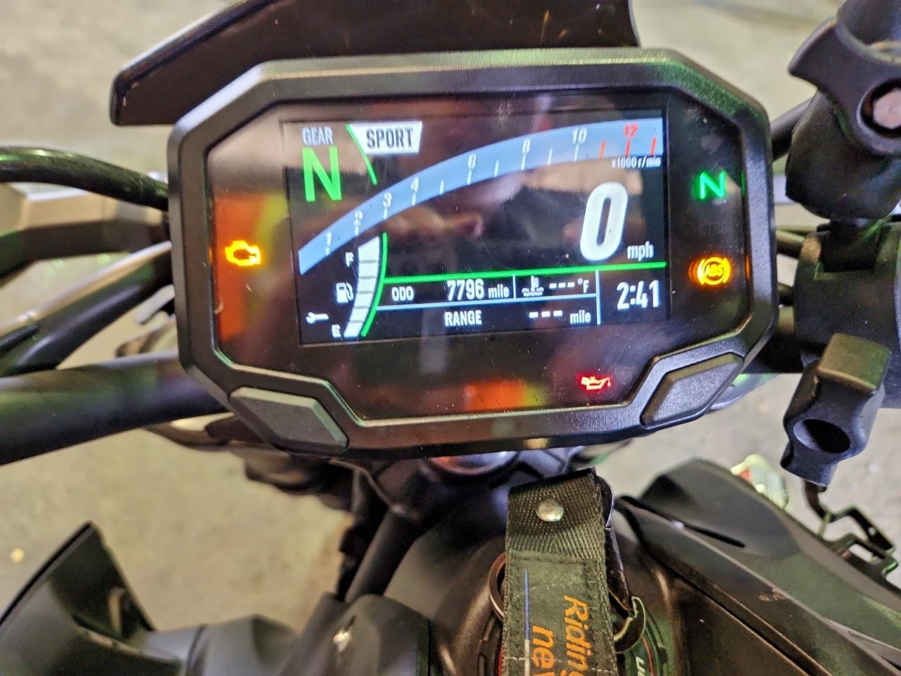 Kawasaki Zr900 F F