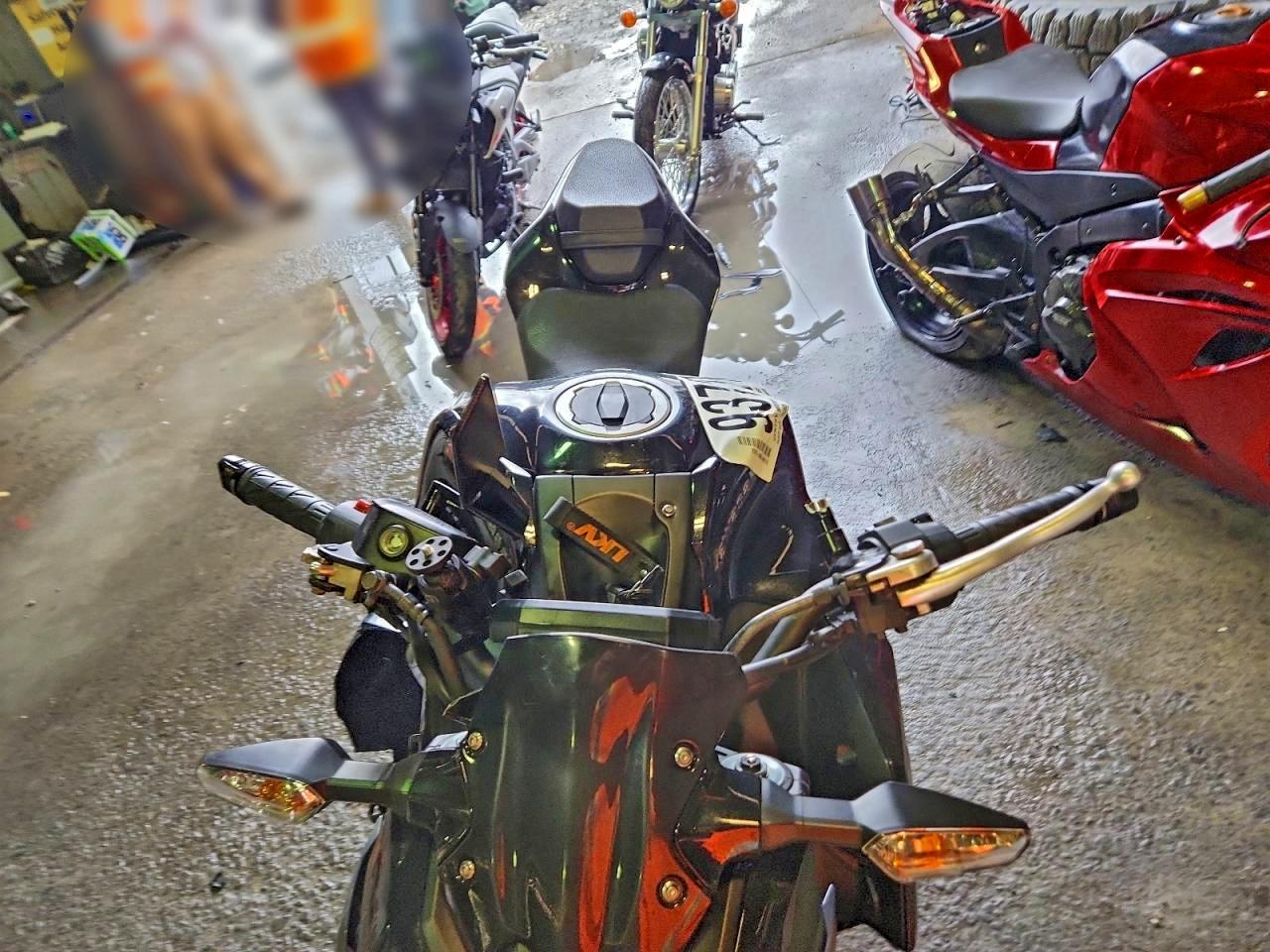 Kawasaki Zr900 F F