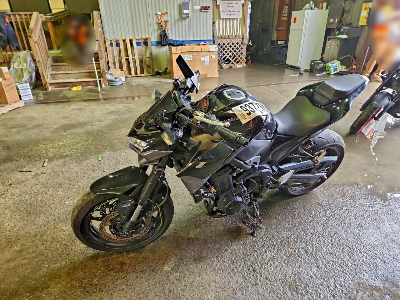 Kawasaki Zr900 F F