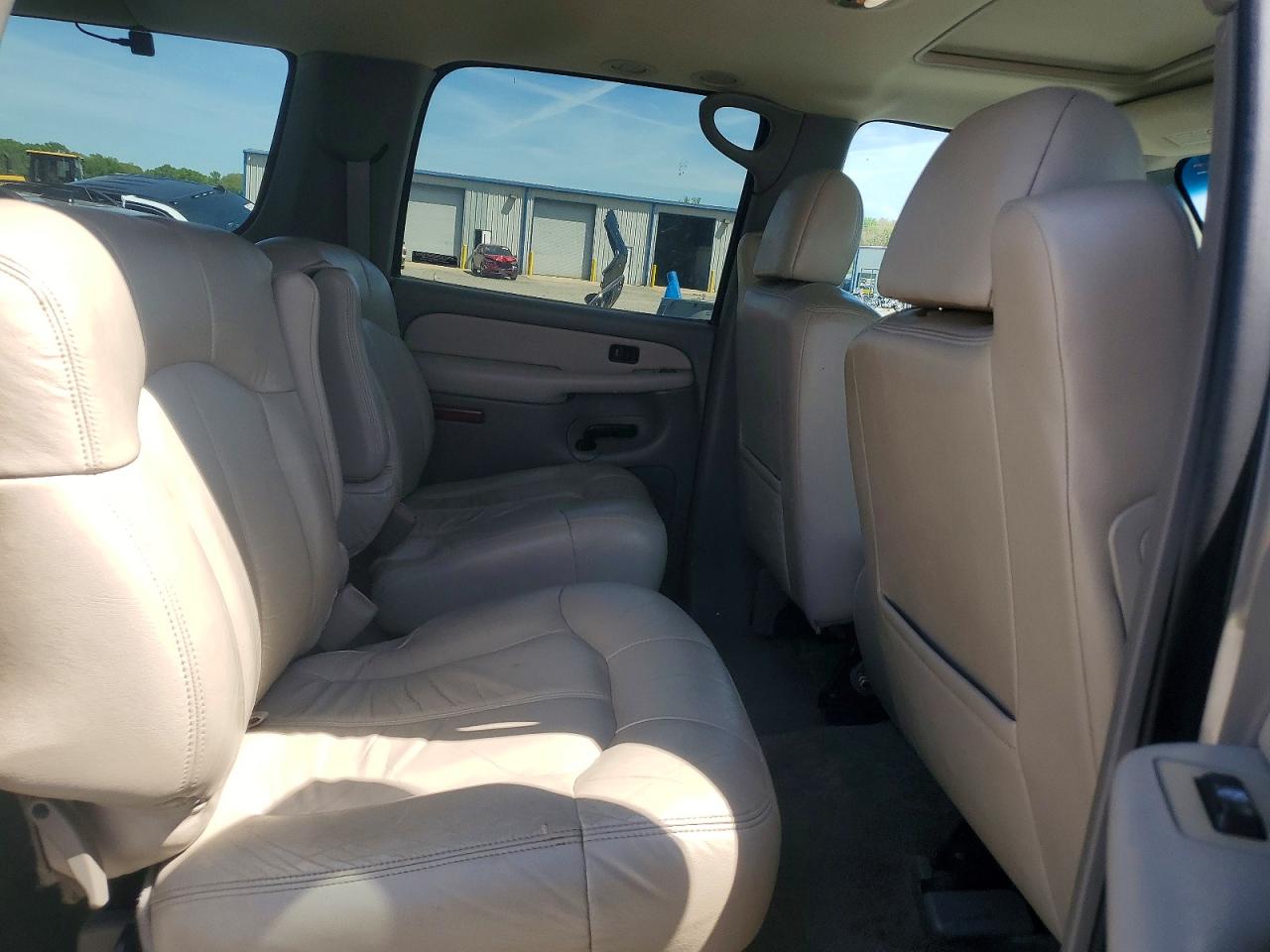Chevrolet Suburban K2500