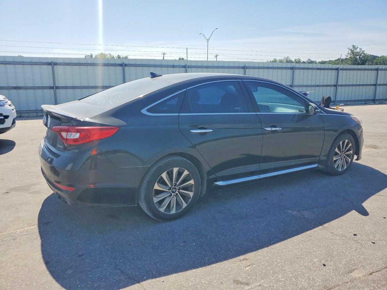 Hyundai SONATA Sport
