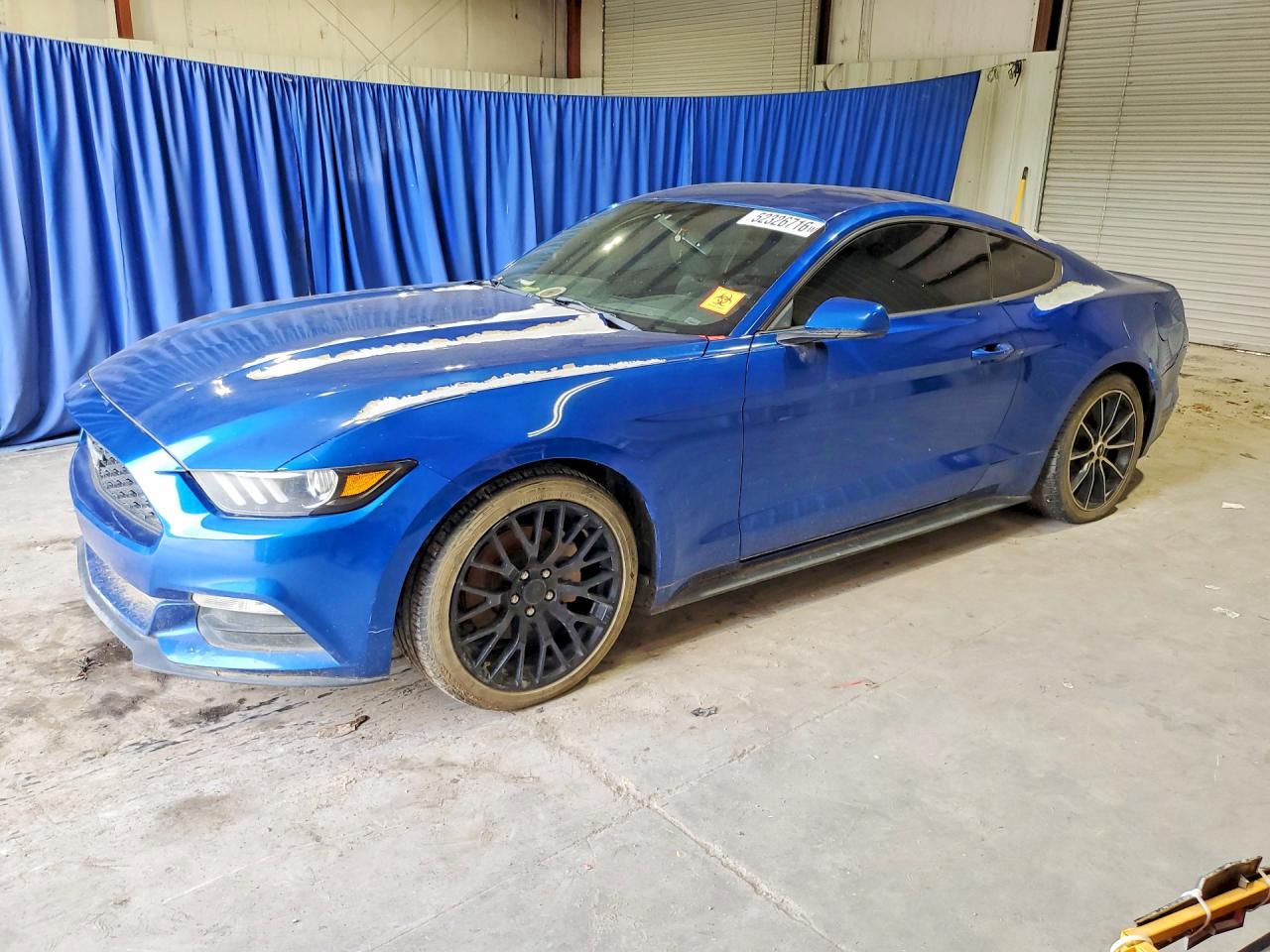 Salvage Ford Mustang Image