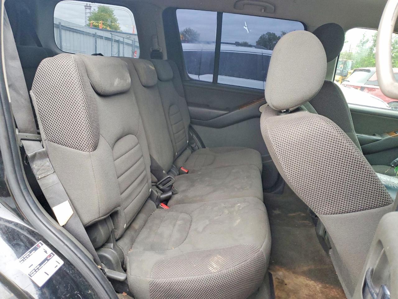 Nissan Pathfinder S