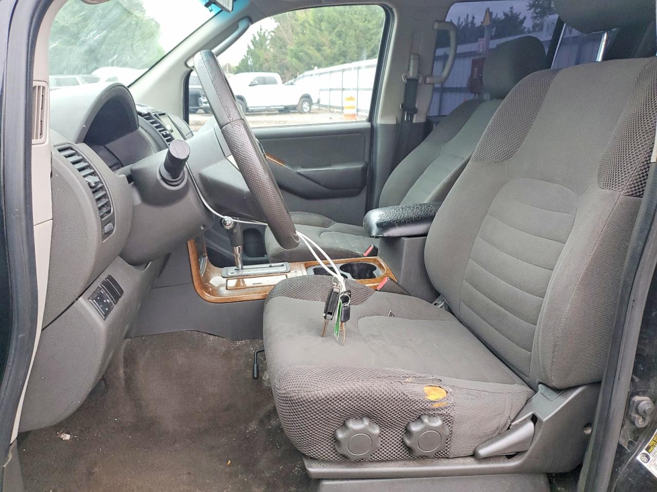 Nissan Pathfinder S