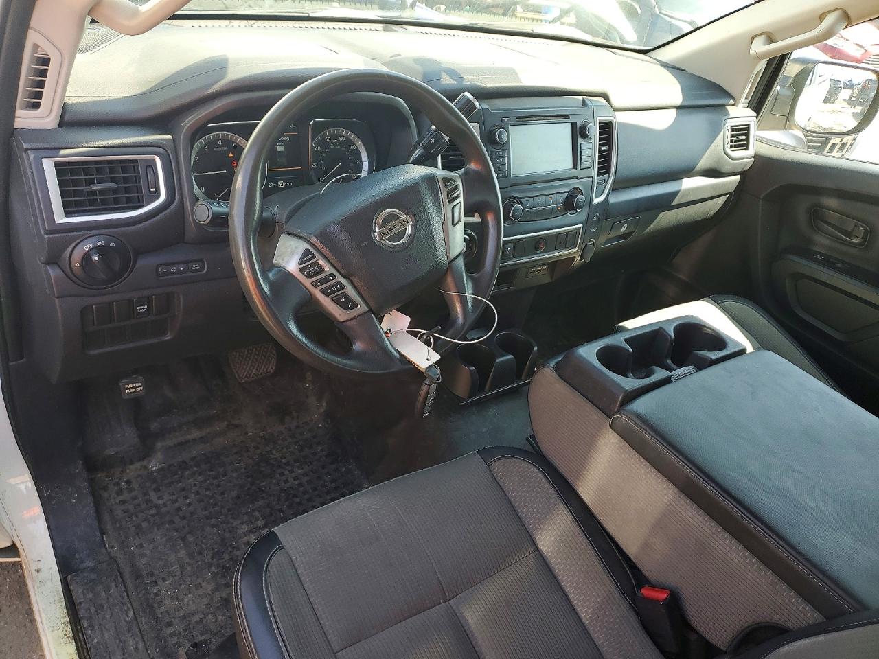 Nissan Titan S
