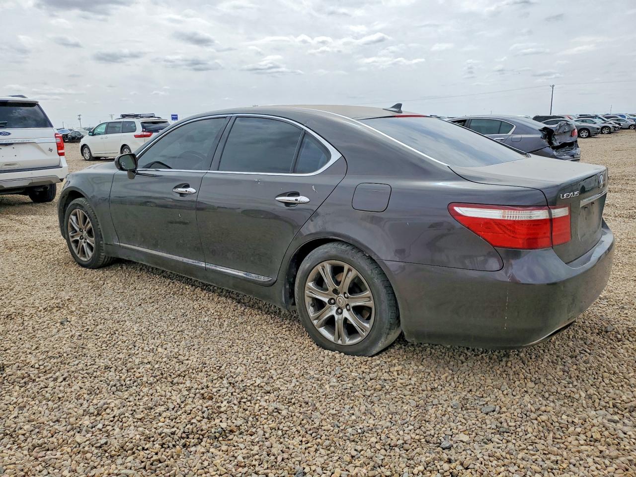 Lexus LS 460