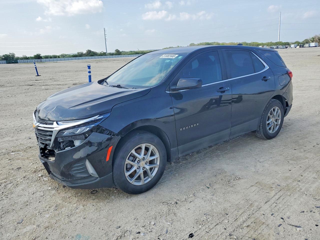 Salvage Chevrolet Equinox Image