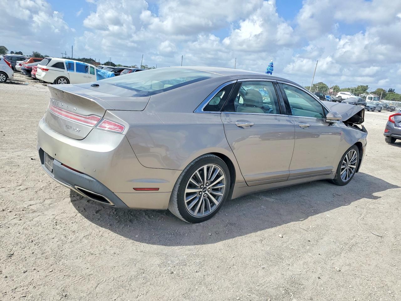 Lincoln MKZ