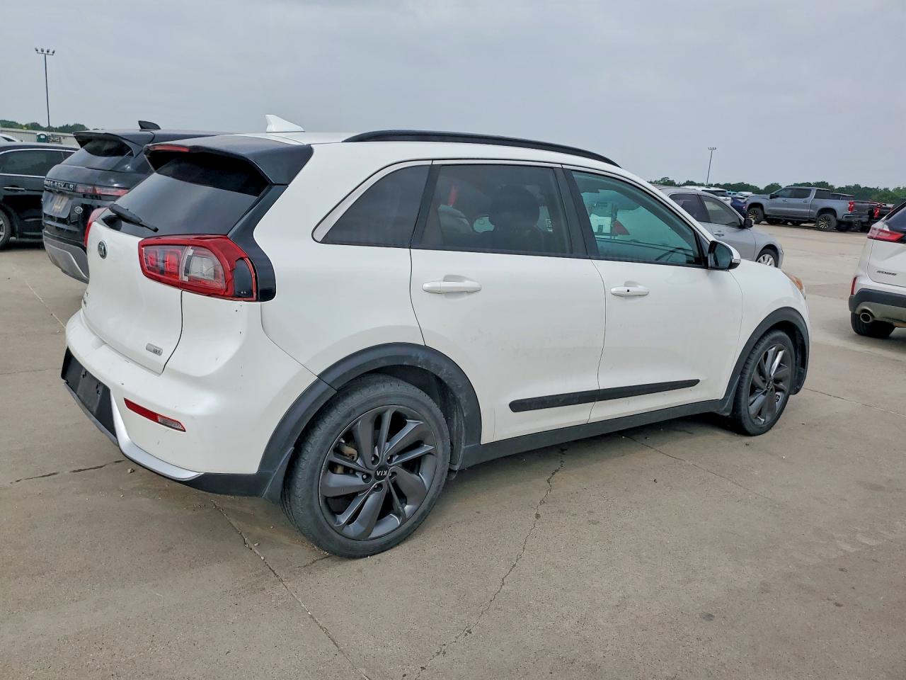 Kia Niro Ex