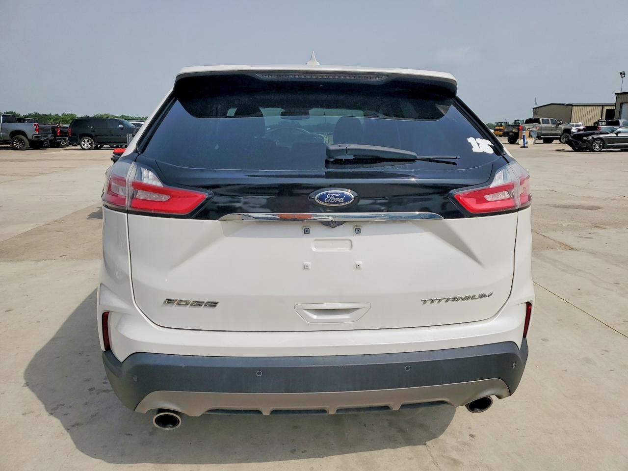 Ford Edge Titanium